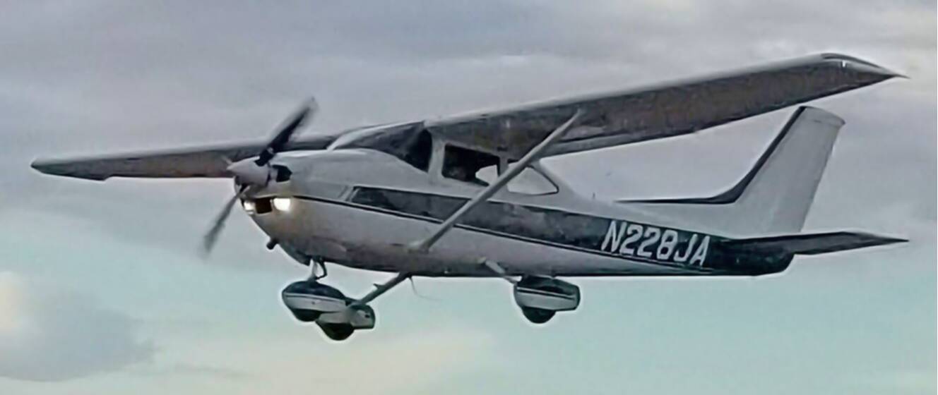 A photo of this 1976 Cessna 182 Skylane