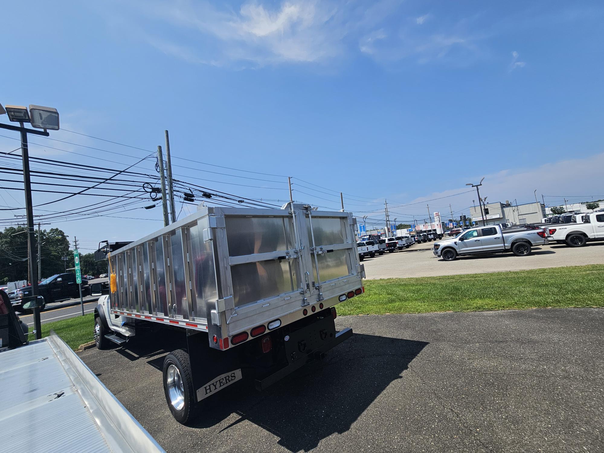 2024 Ram 5500 photo 4