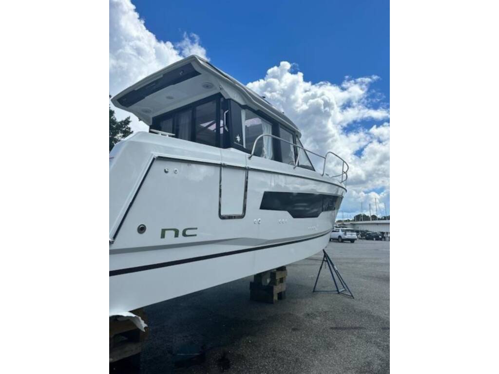 A photo of this 2024 Jeanneau 895 Series 2