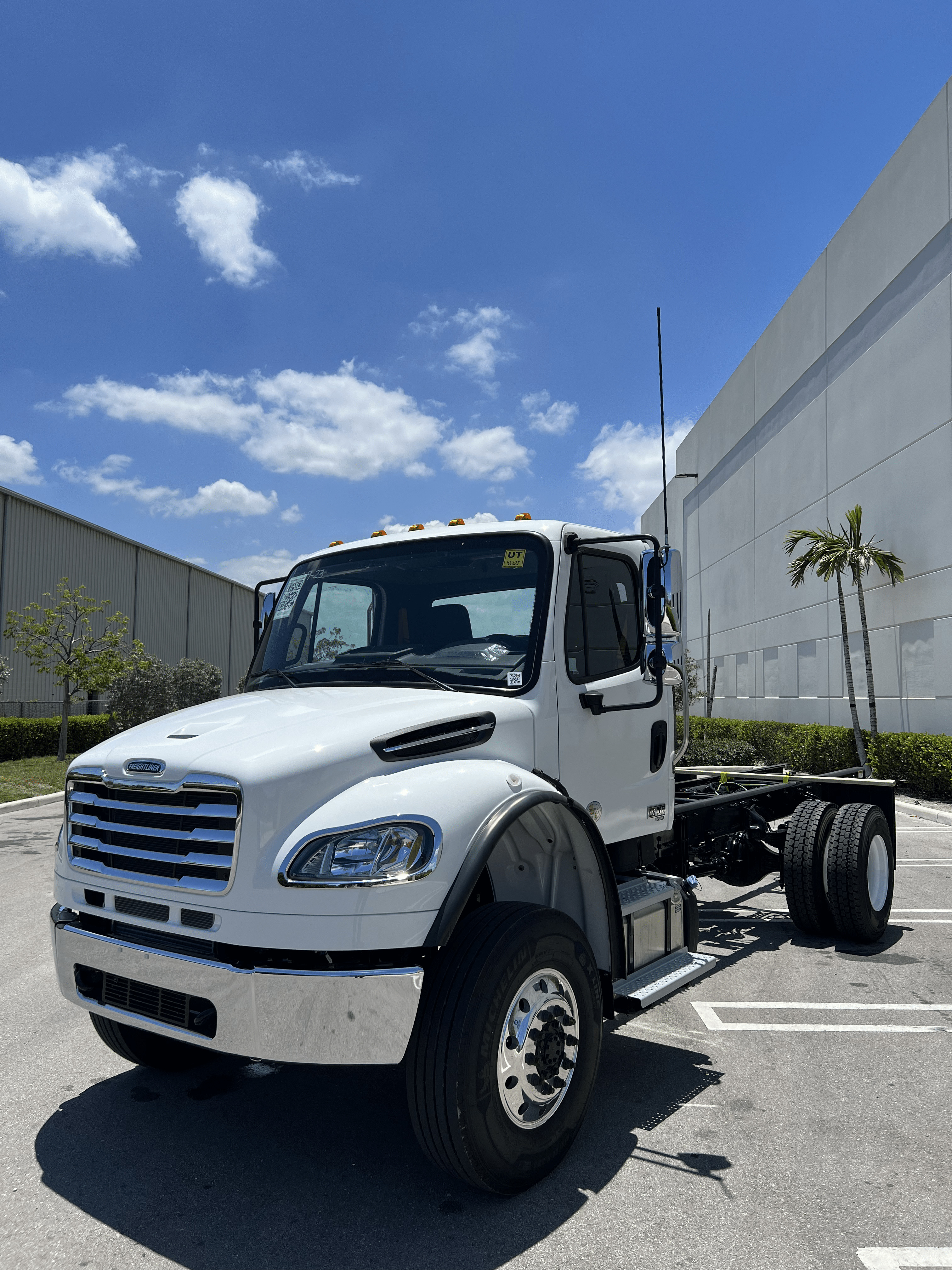 2024 FREIGHTLINER M2 106 4x4 in Medley, FL
