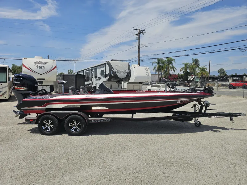 2019 Skeeter ZX250 Bass Boat