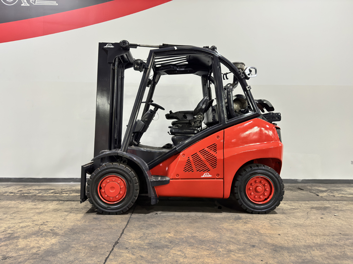 2017 LINDE H40T in Cary, IL