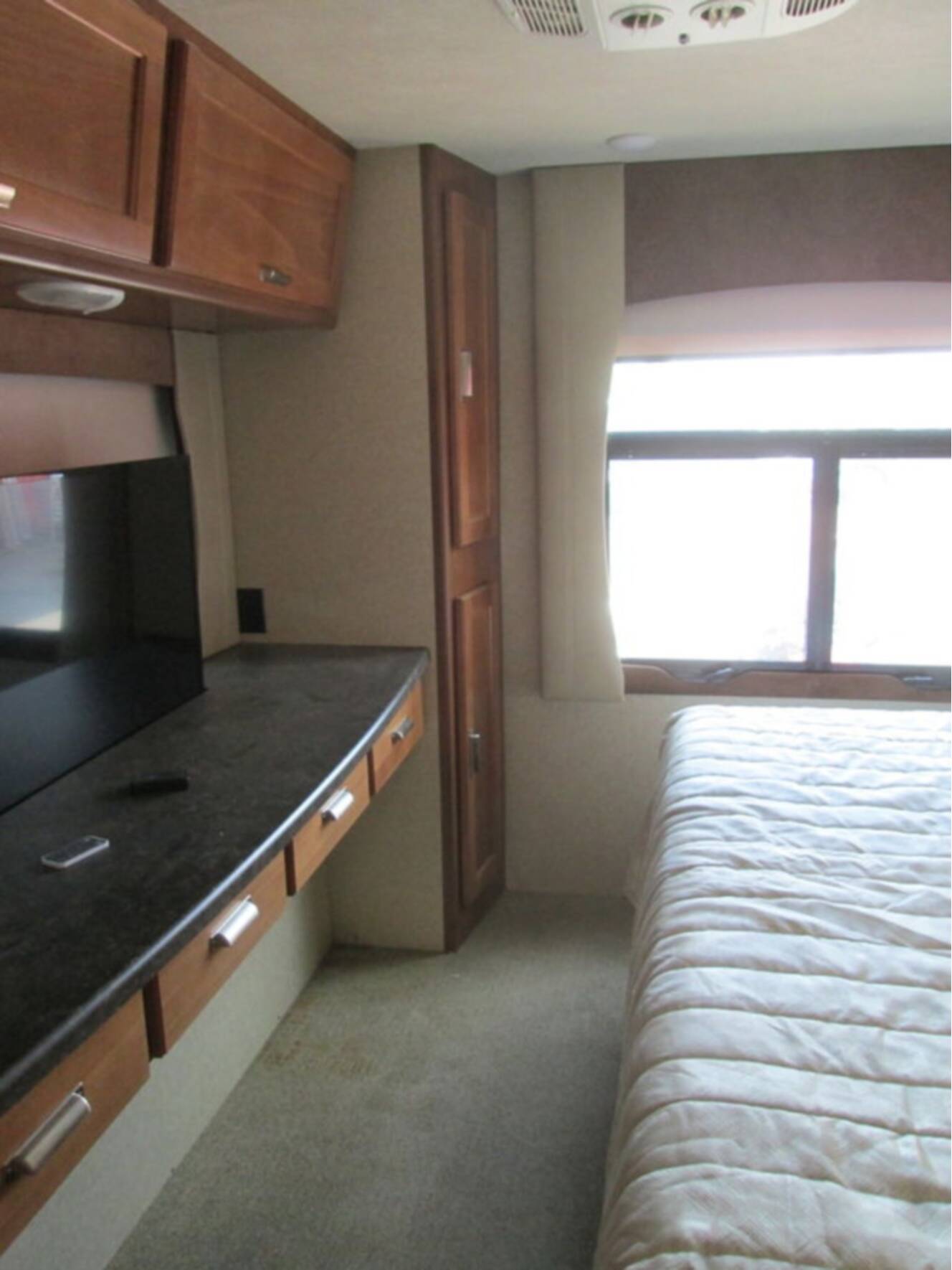 A photo of this 2020 Lance 2465 PULL CAMPER