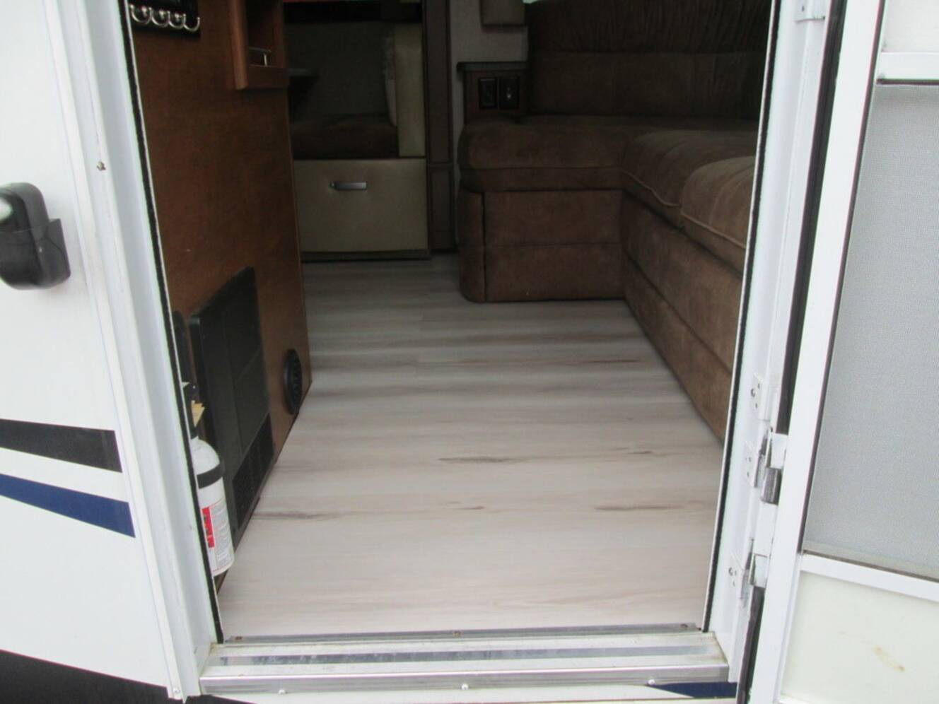 A photo of this 2020 Lance 2465 PULL CAMPER