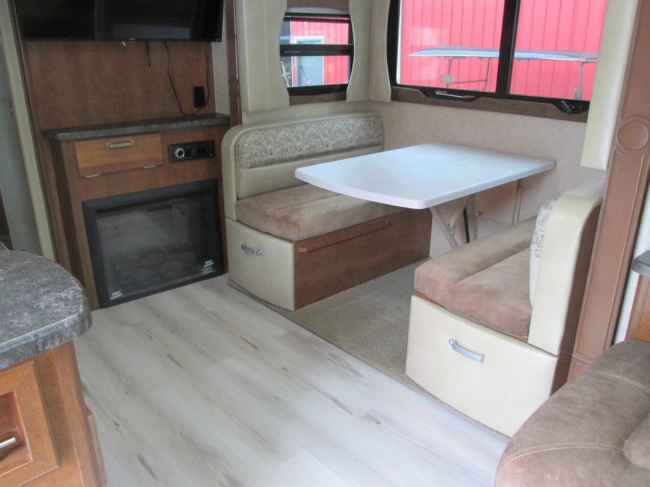 A photo of this 2020 Lance 2465 PULL CAMPER
