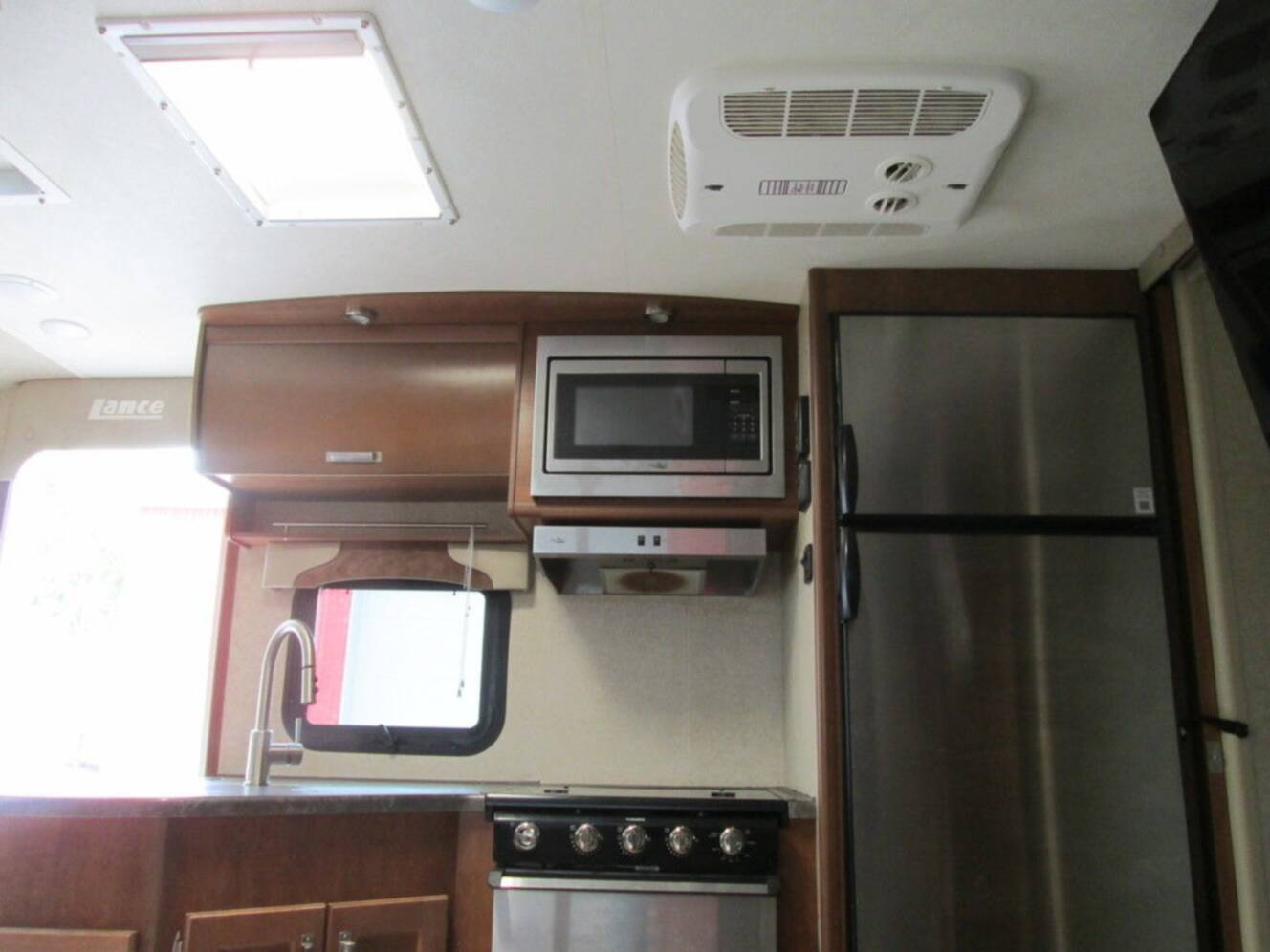 A photo of this 2020 Lance 2465 PULL CAMPER