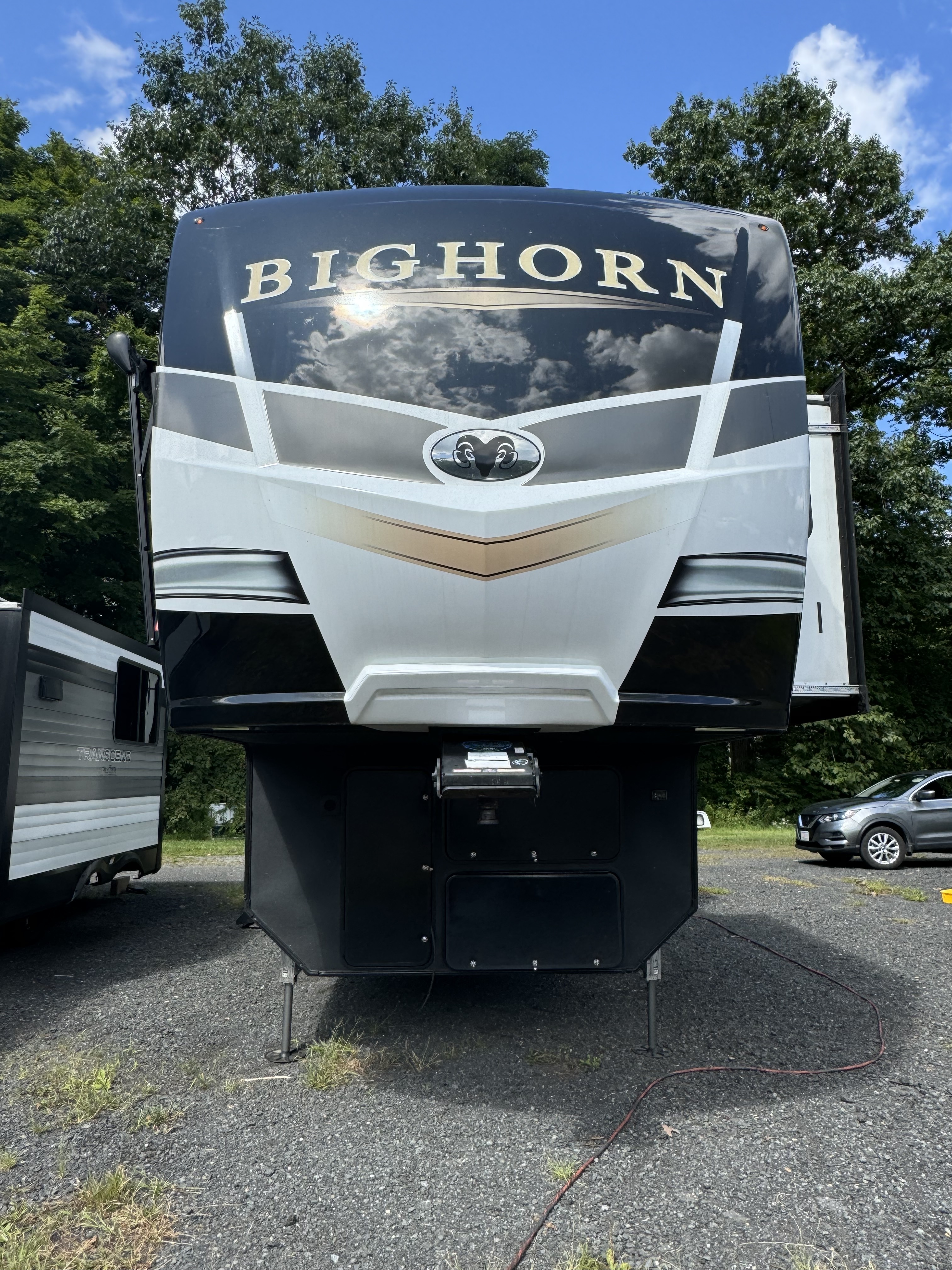 2021 Heartland BIGHORN 3502SB in williamsburg MA
