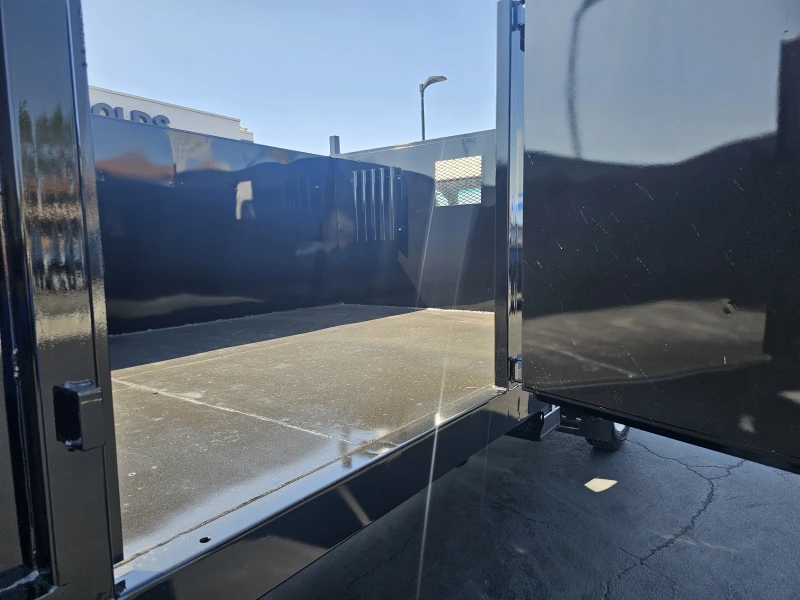 2025 ISUZU NRR GAS