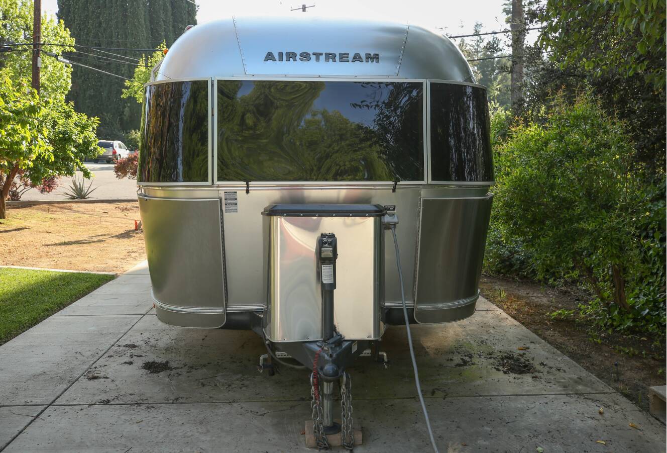 A photo of this 2015 Airstream FLYING CLOUD