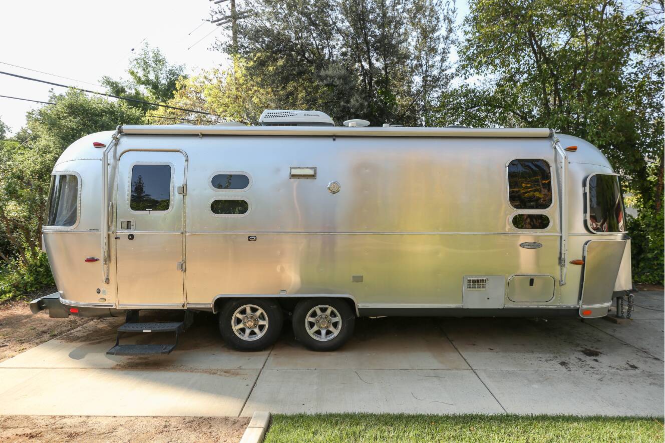 A photo of this 2015 Airstream FLYING CLOUD