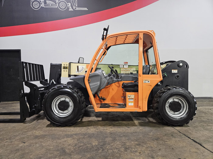 2019 JLG G5-18A in Cary, IL