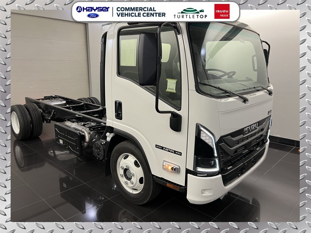 2025 ISUZU NRR in Madison, WI
