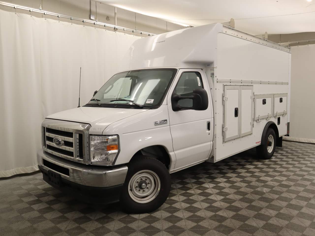 2025 FORD ECONOLINE in Scottsdale, AZ