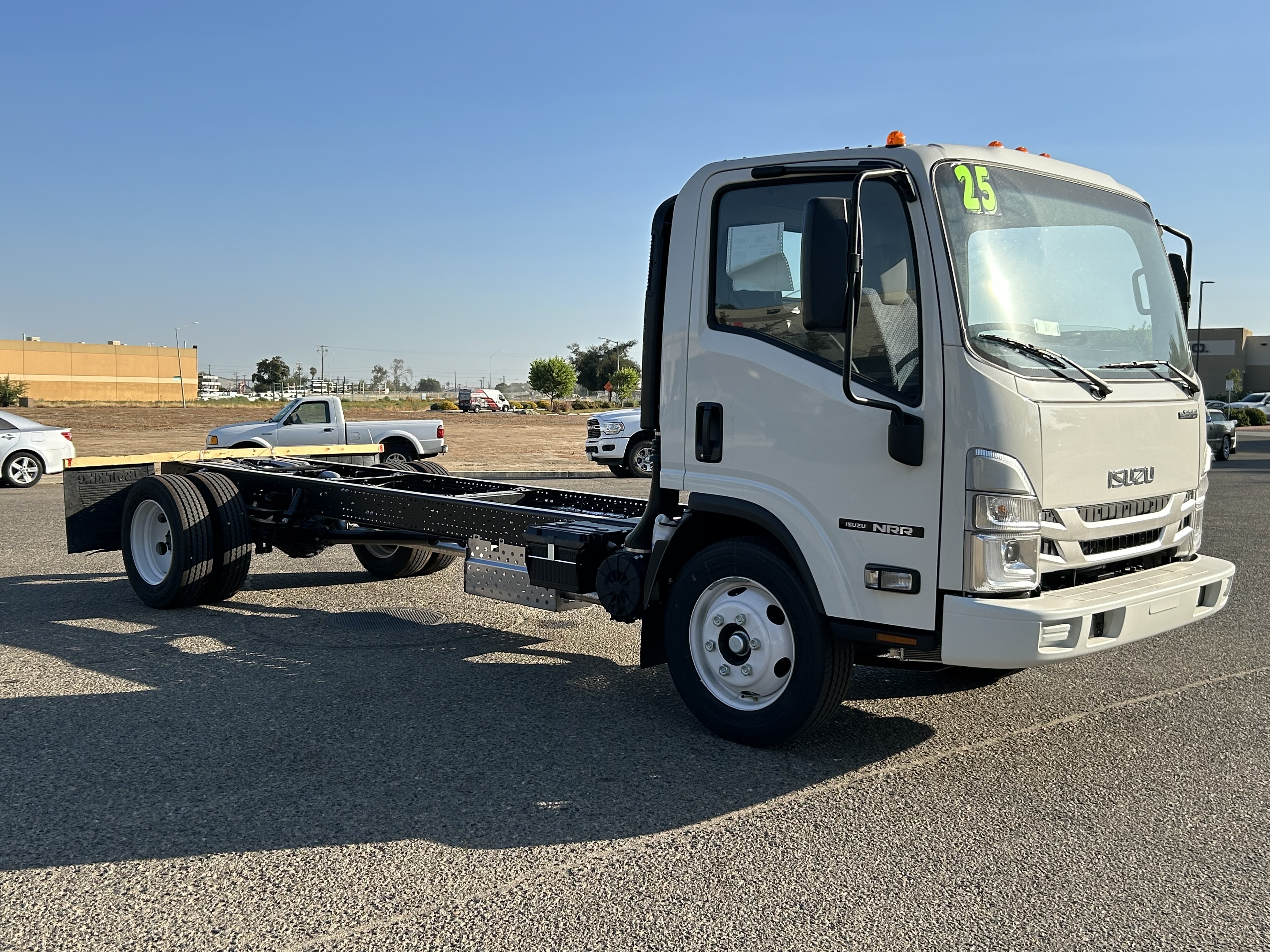 2025 ISUZU NRR in Fresno, CA