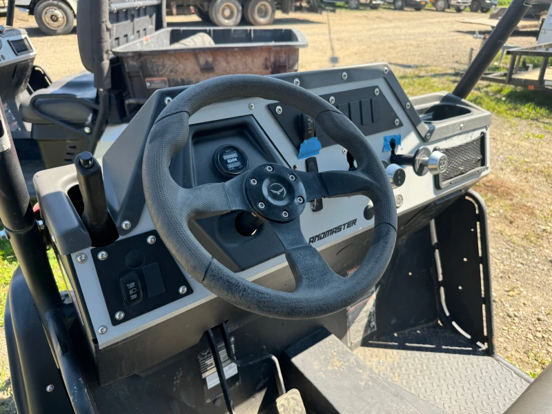 2022 LANDMASTER L4