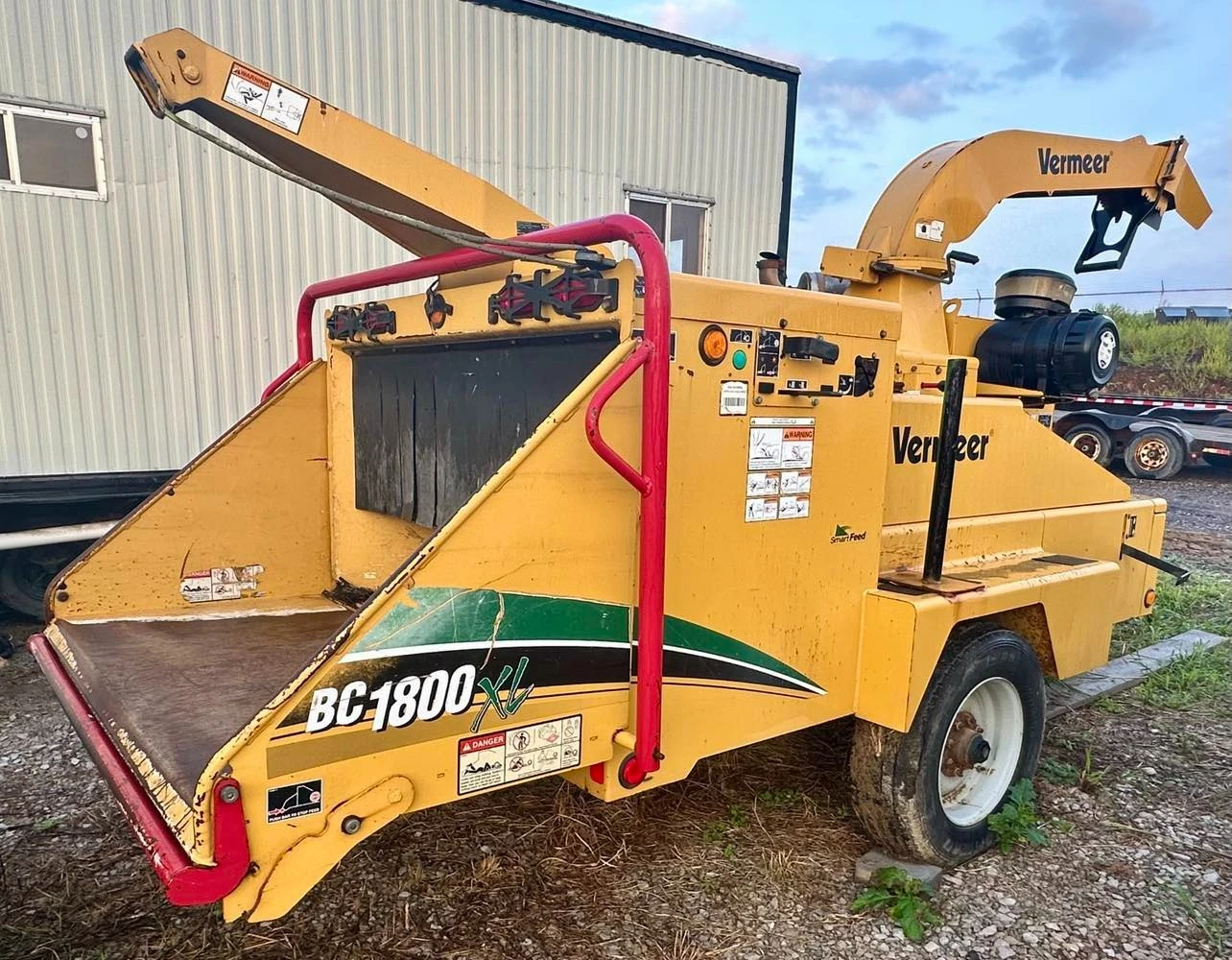 Vermeer BC1800XL Chipper For Sale - Vermeer BC1800XL Chipper