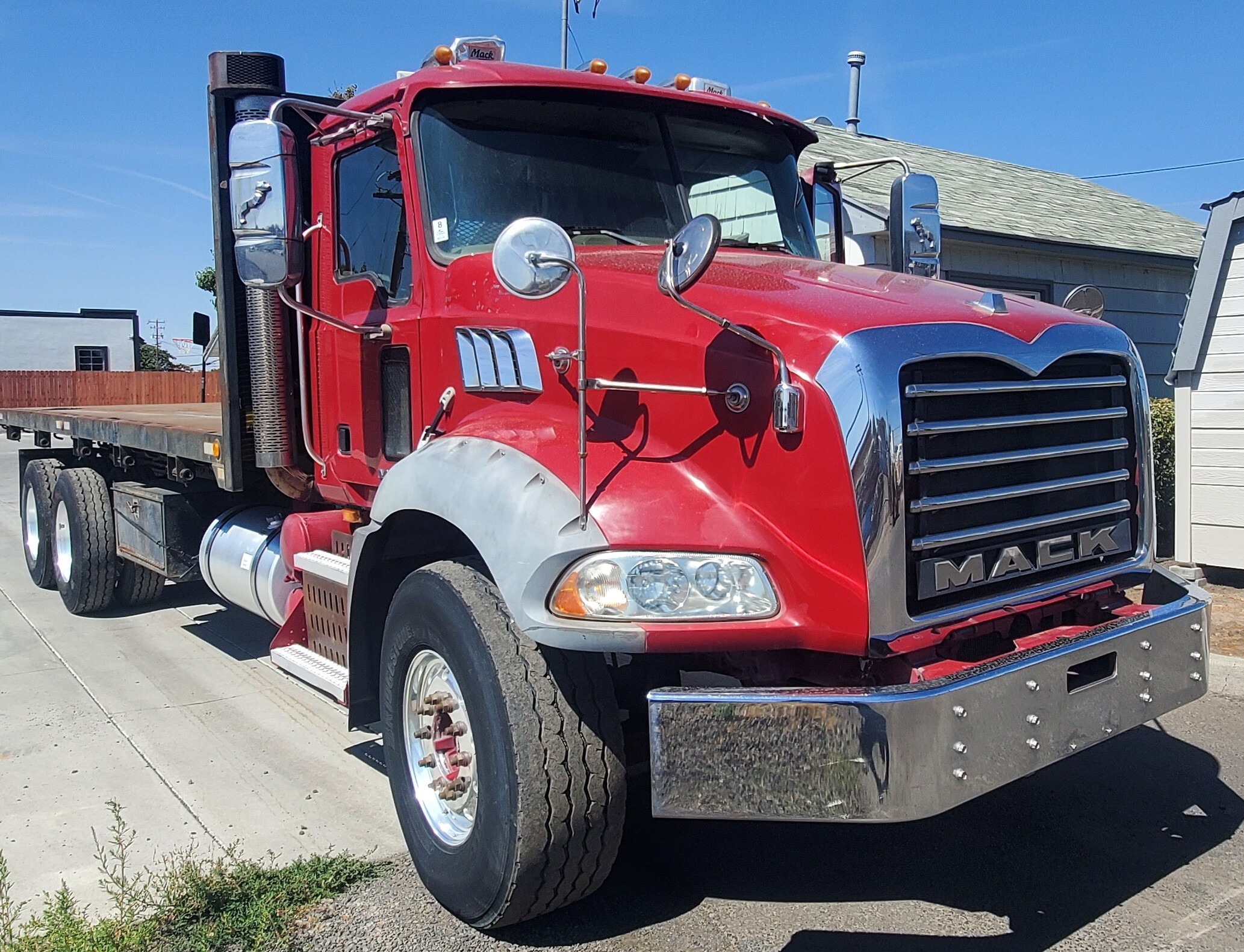 2008 MACK 813 in Yakima, WA