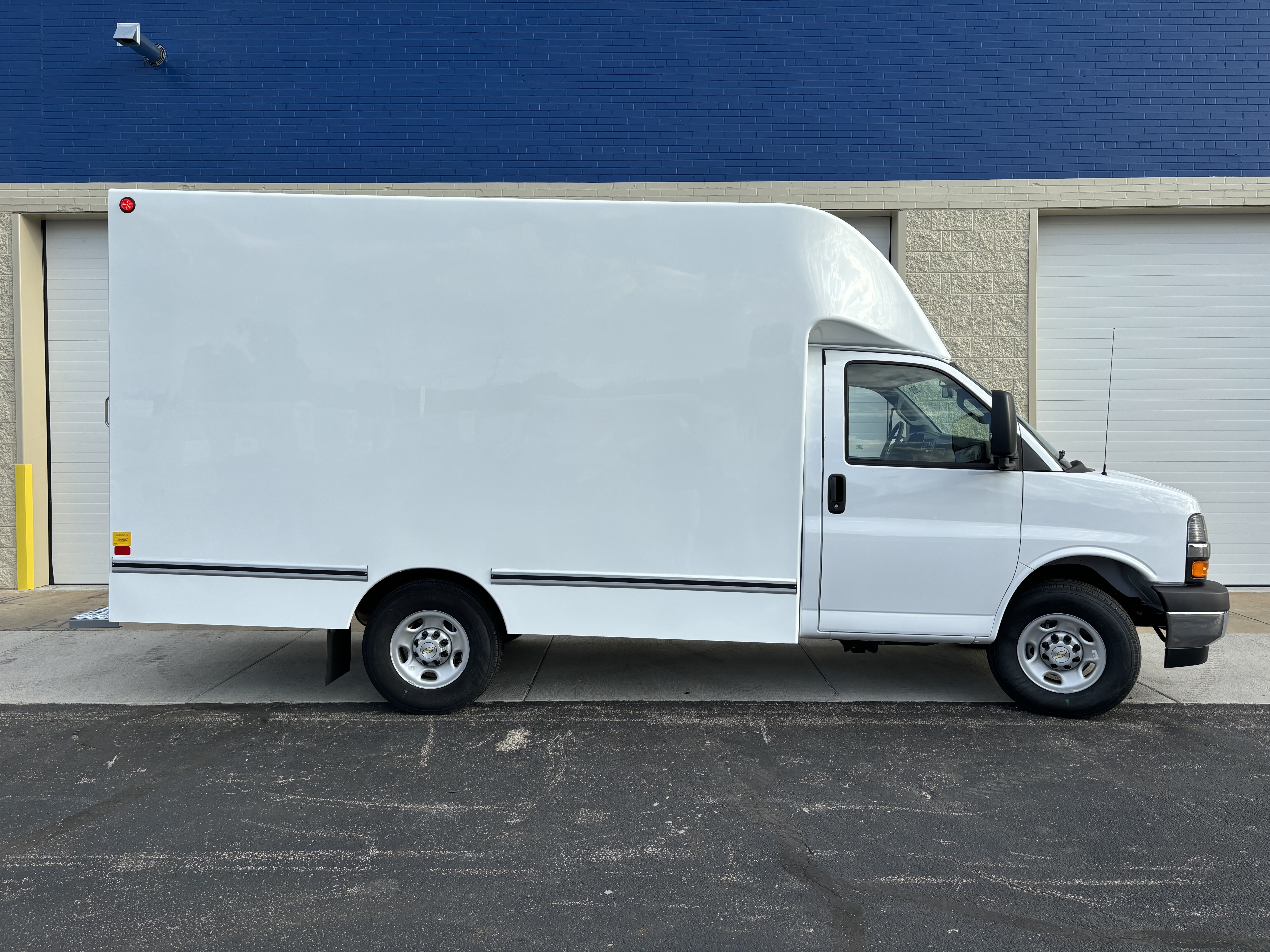 2025 CHEVROLET EXPRESS G3500 in Akron, OH