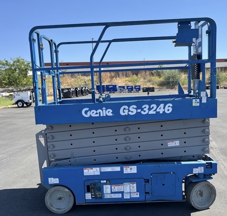 2017 GENIE GS-3246 in Antioch, TN