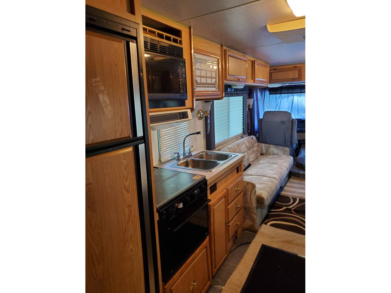 A photo of this 1997 Georgie Boy PURSUIT