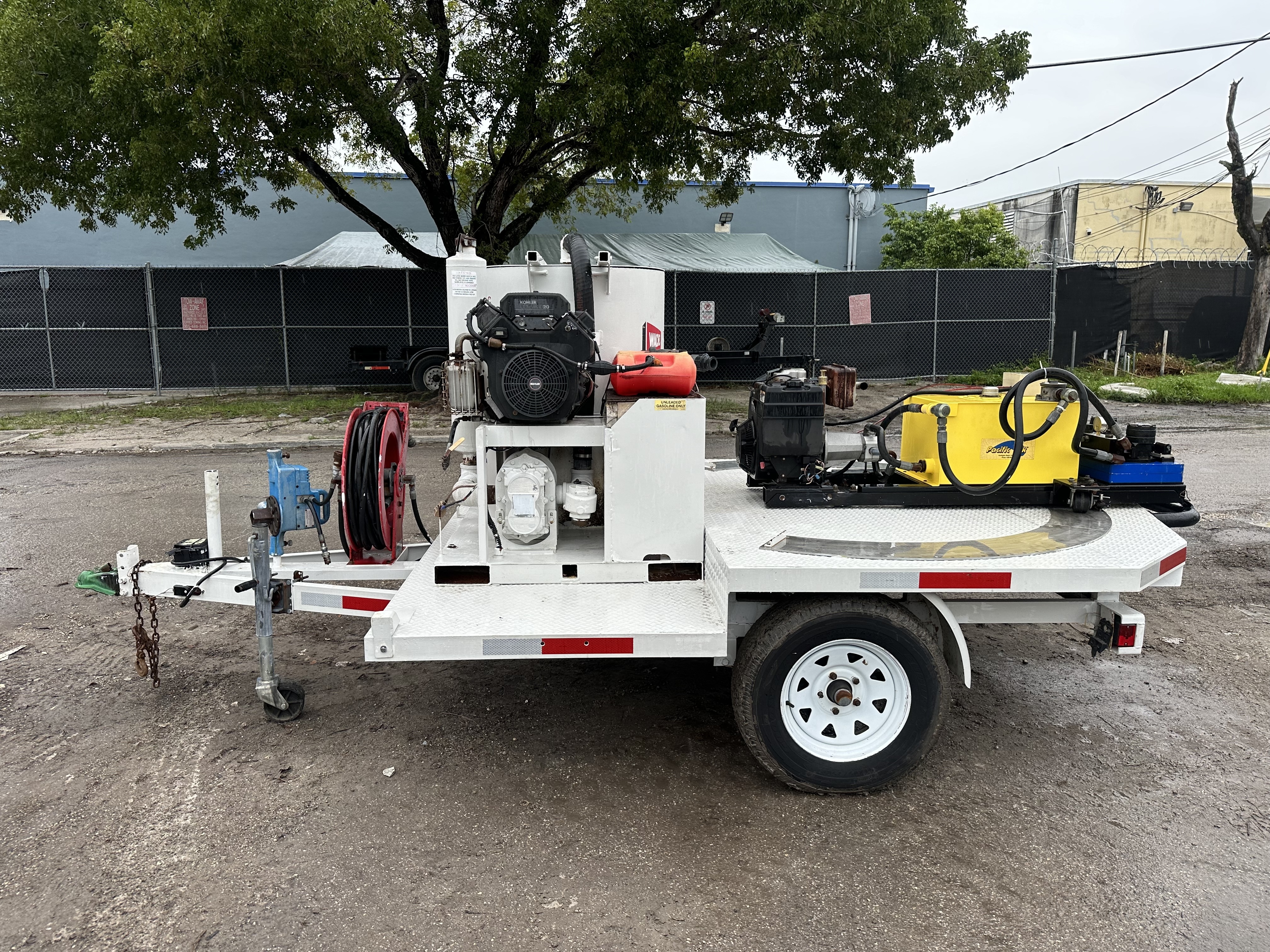 2003 WACHS Trav-L-Vac 300 Valve Operator Vacuum Trailer in Miami, FL