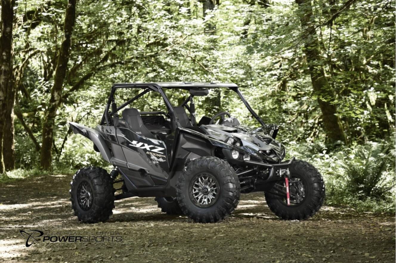 A photo of this 2025 Yamaha YXZ1000R SS XT-R