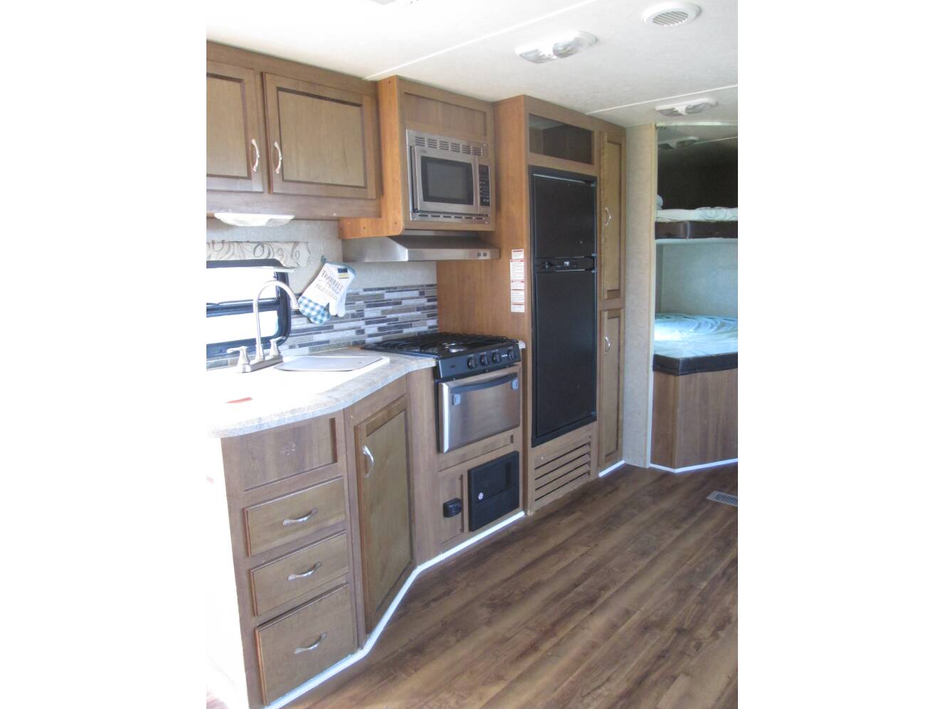 A photo of this 2016 Coachmen CATALINA M-273 DBS
