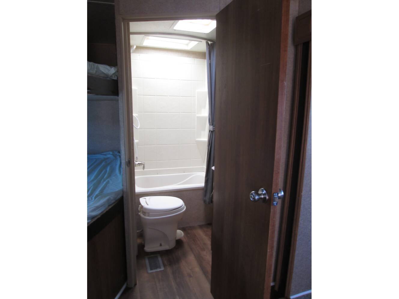 A photo of this 2016 Coachmen CATALINA M-273 DBS