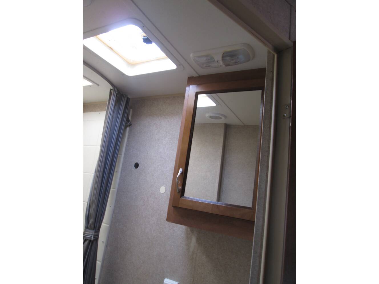 A photo of this 2016 Coachmen CATALINA M-273 DBS
