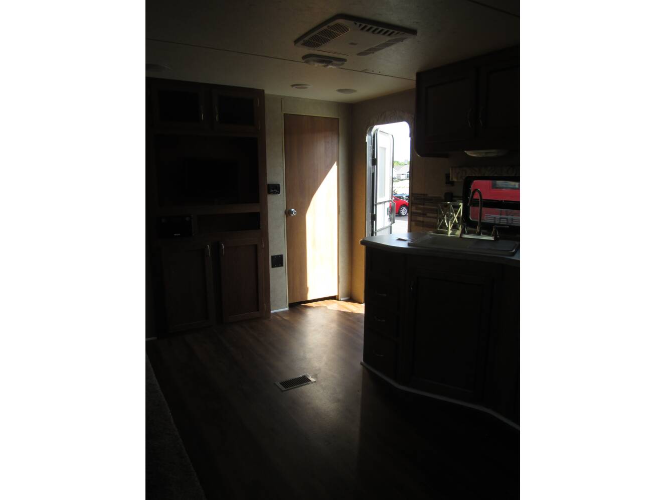 A photo of this 2016 Coachmen CATALINA M-273 DBS