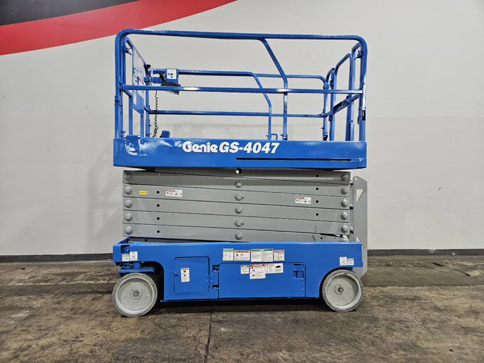 2016 GENIE GS4047 in Cary, IL
