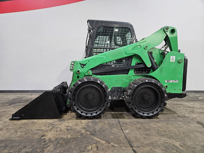 2018 BOBCAT S650 in Cary, IL