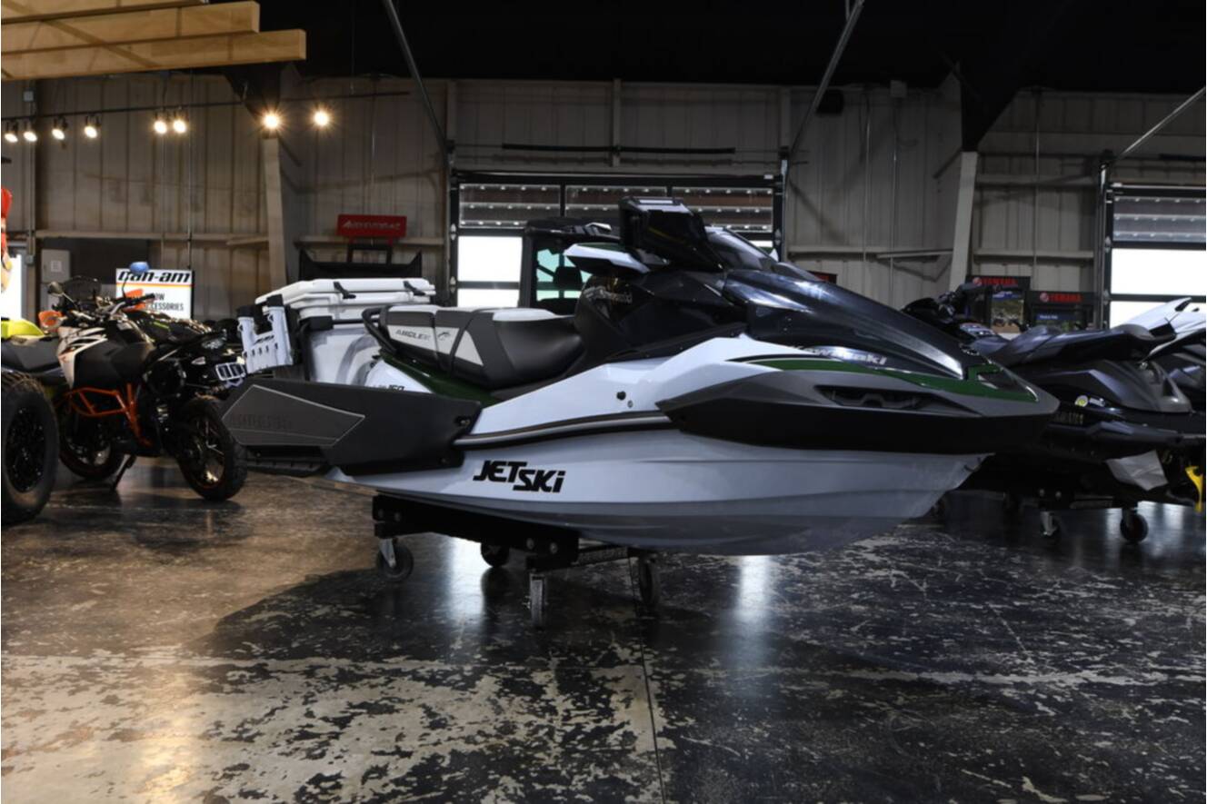 A photo of this 2025 Kawasaki Ultra® 160LX-S Angler