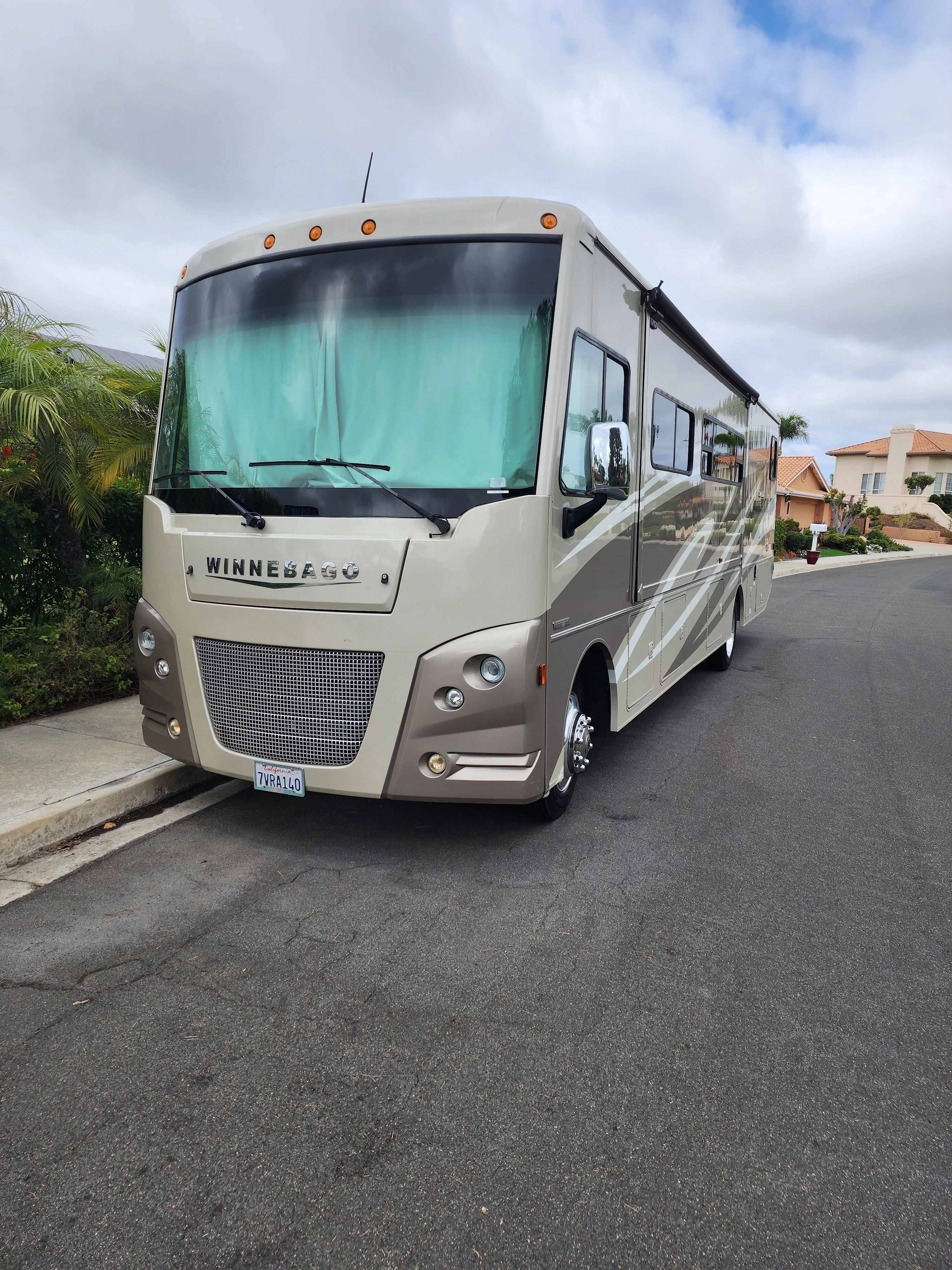 2017 Winnebago SUNSTAR LX 35F RV