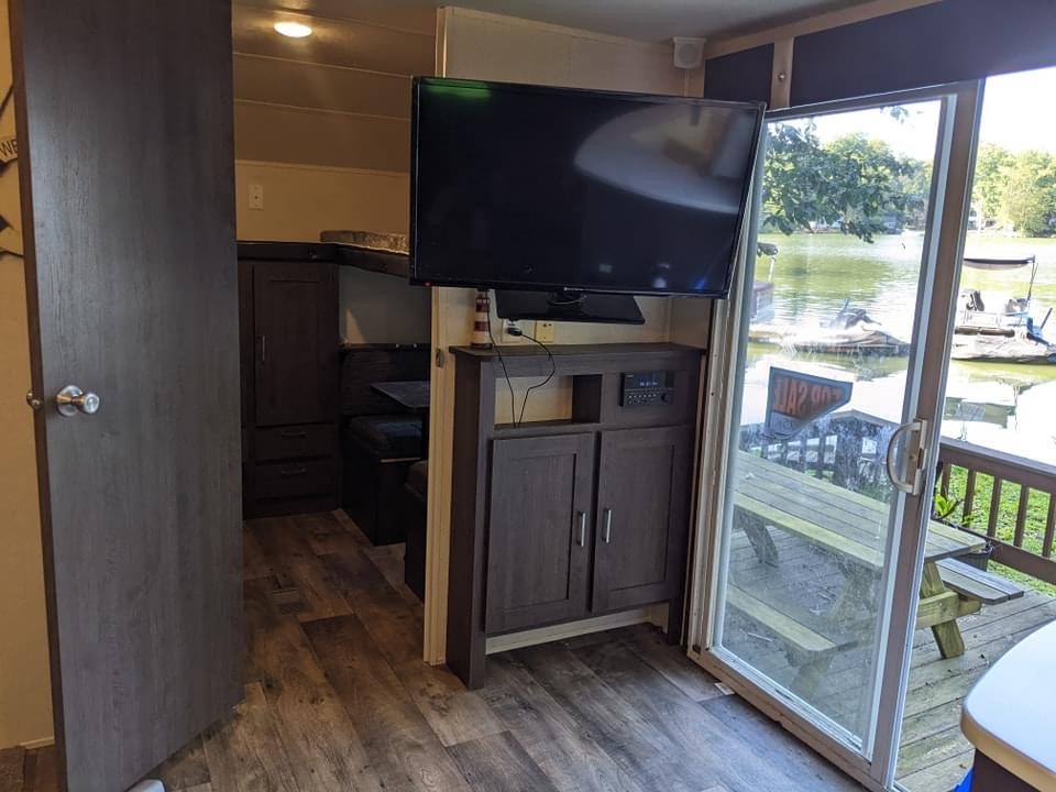 Used 2018 Rv Camper Other in Erie, PA 5033460984 RV Trader