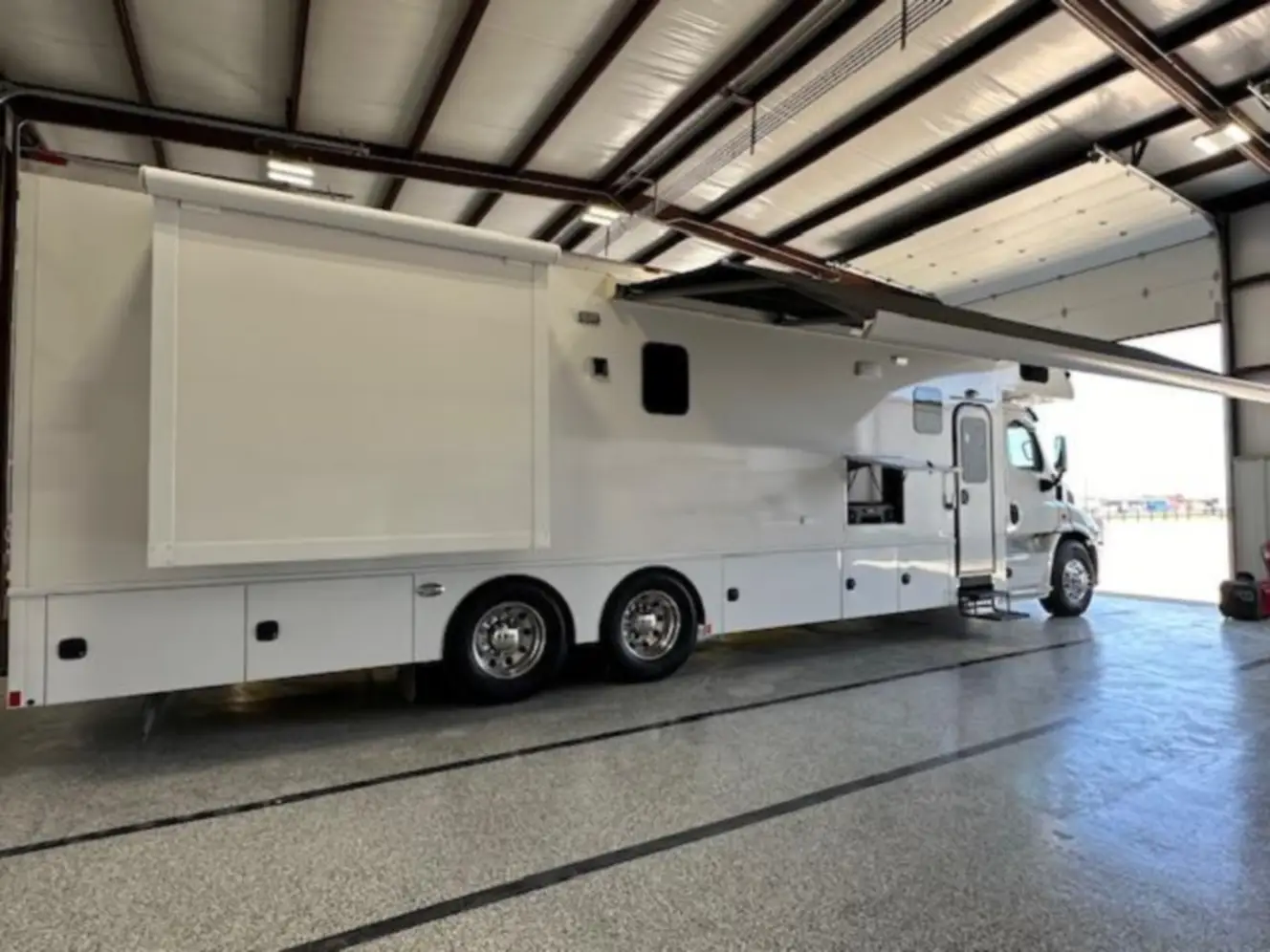 A photo of this 2019 Renegade CLASSIC 41CRW