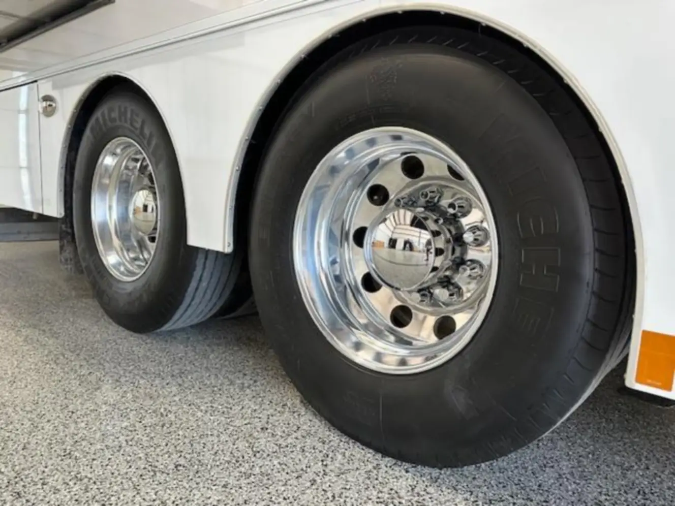 A photo of this 2019 Renegade CLASSIC 41CRW