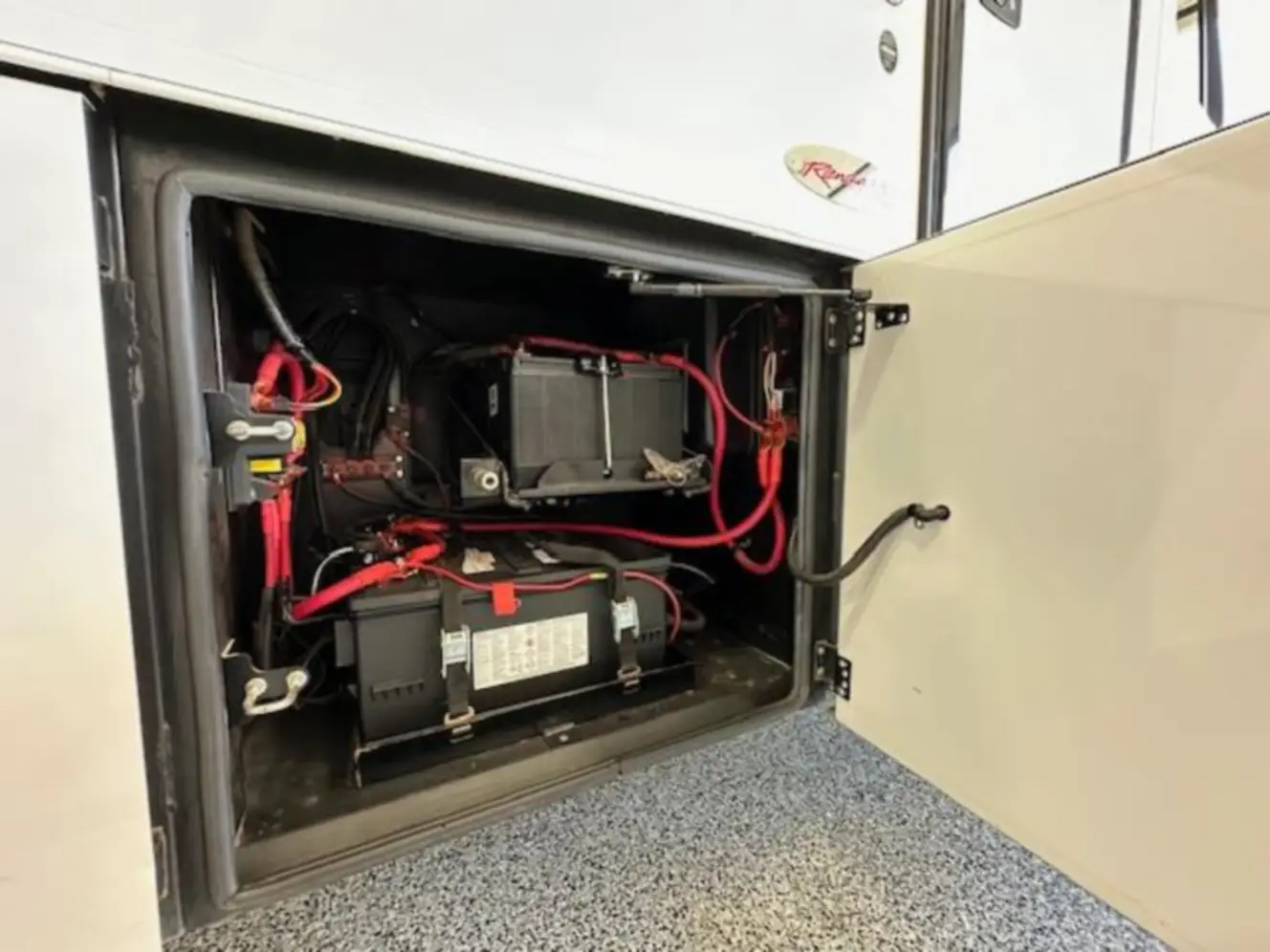 A photo of this 2019 Renegade CLASSIC 41CRW