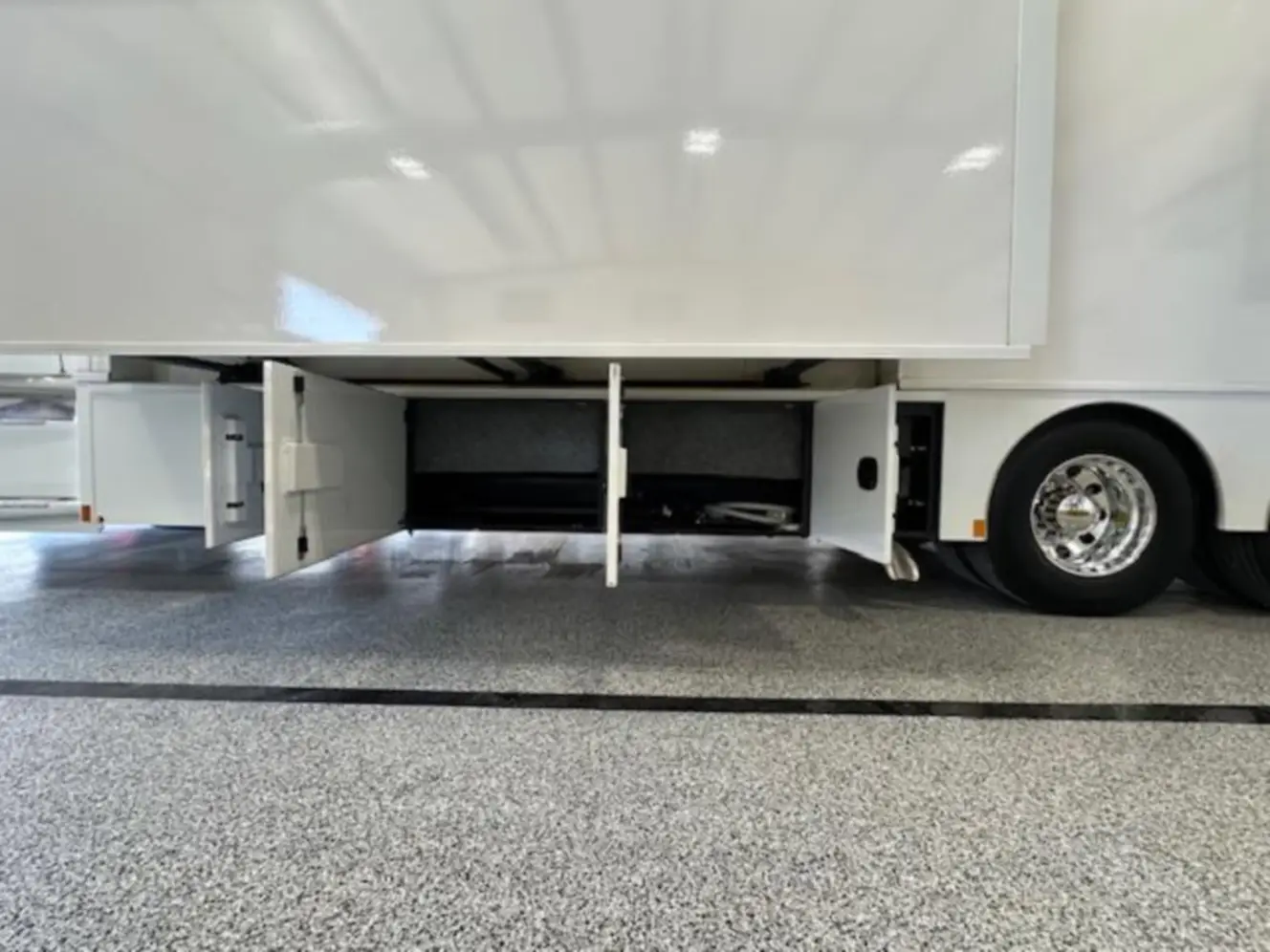 A photo of this 2019 Renegade CLASSIC 41CRW