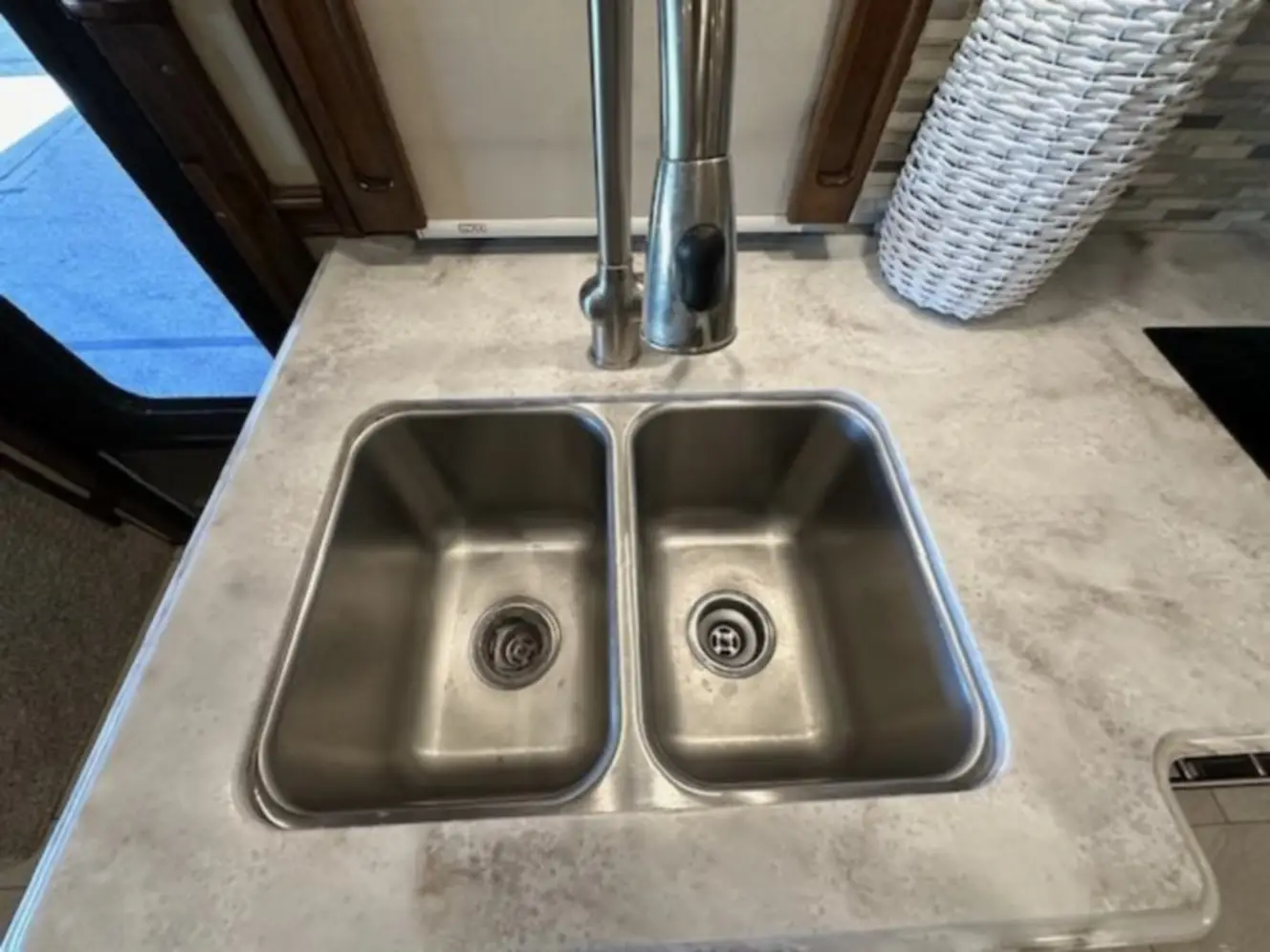 A photo of this 2019 Renegade CLASSIC 41CRW