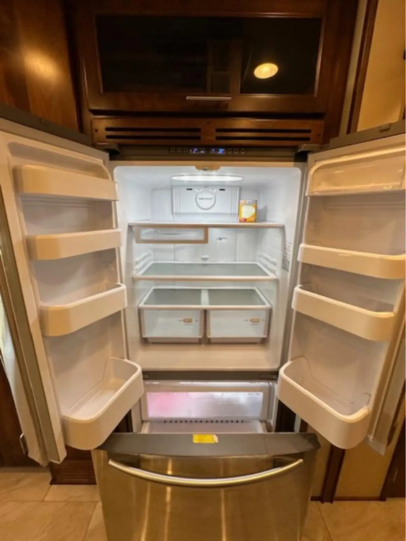 A photo of this 2019 Renegade CLASSIC 41CRW