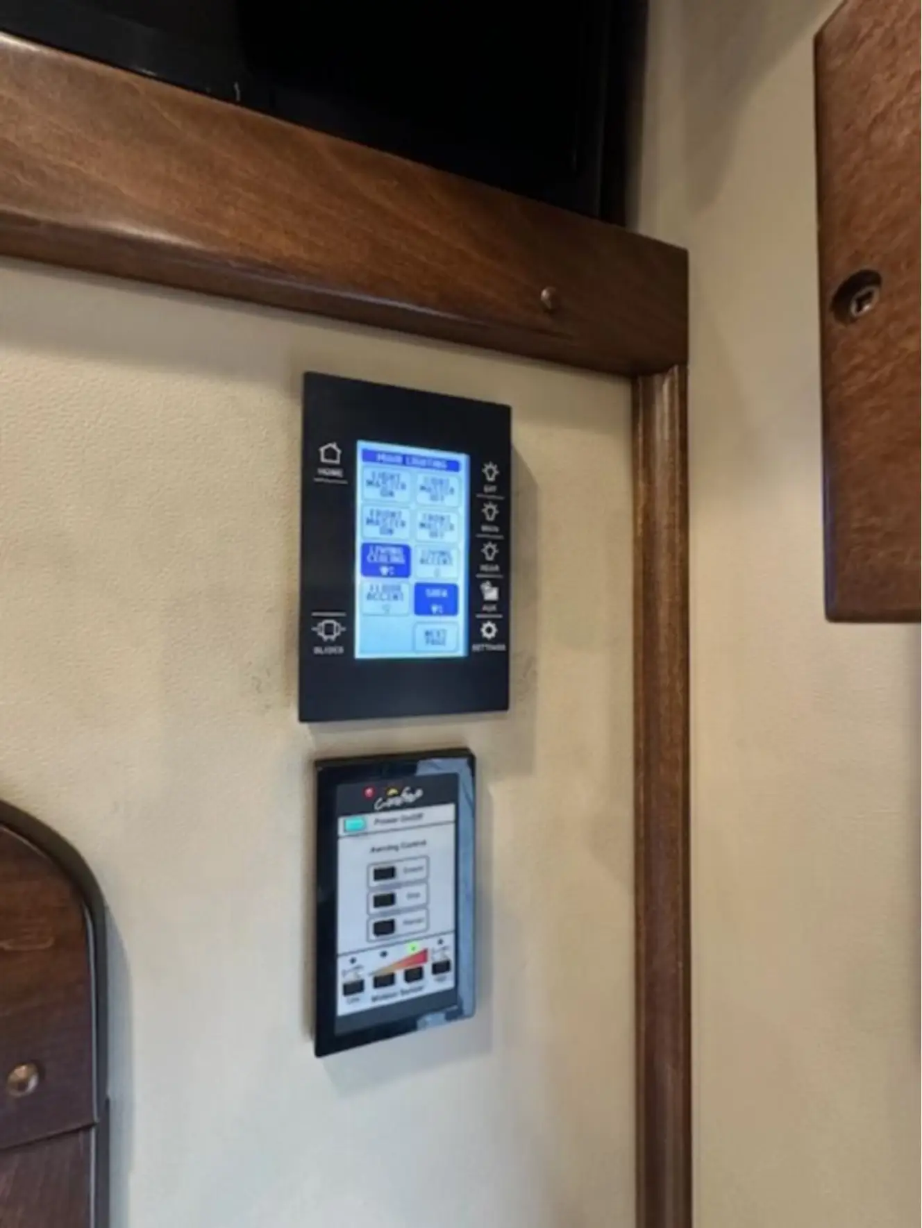 A photo of this 2019 Renegade CLASSIC 41CRW