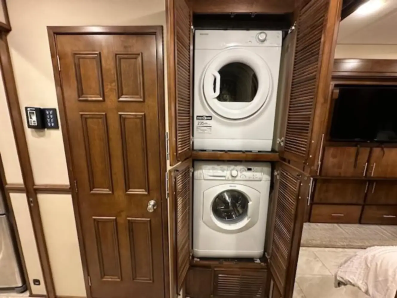 A photo of this 2019 Renegade CLASSIC 41CRW