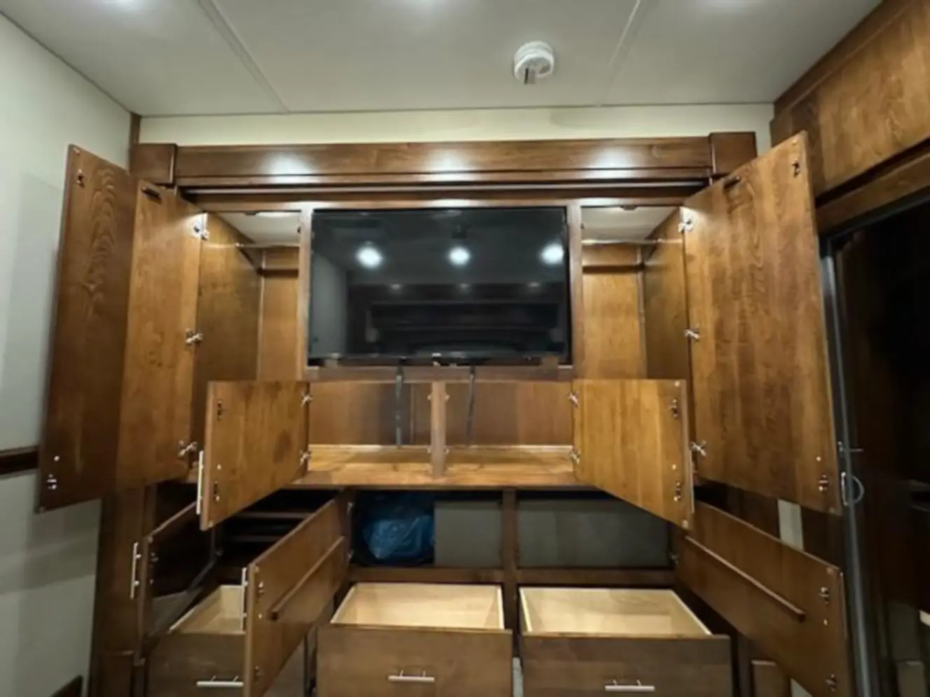 A photo of this 2019 Renegade CLASSIC 41CRW