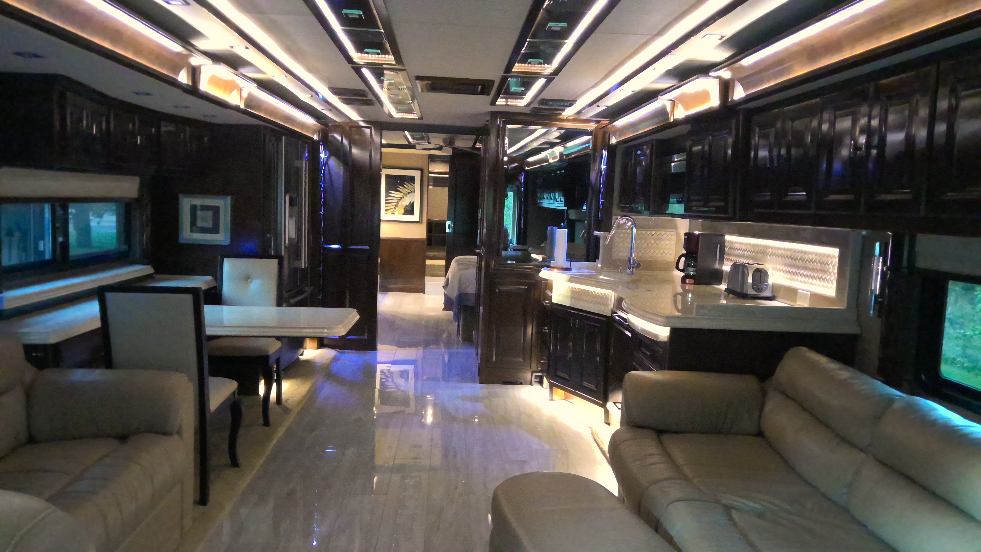 Used 2018 Tiffin Motorhomes Allegro Bus in Stillwater, MN 5033466354