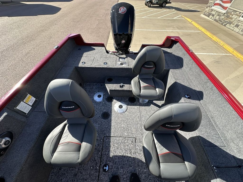 New 2024 Tracker® Boats Pro Guide V175 Wt For Sale in Tea, SD