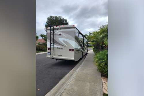 2017 Winnebago SUNSTAR LX 35F in vista CA
