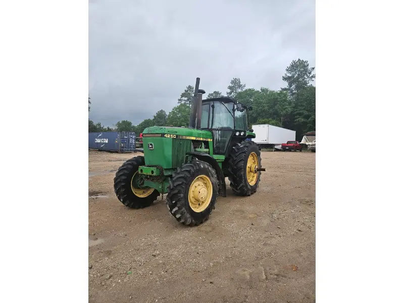 1984 JOHN DEERE 4250
