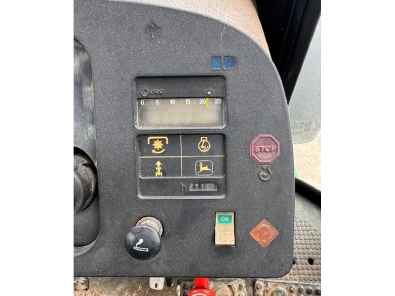 1984 JOHN DEERE 4250