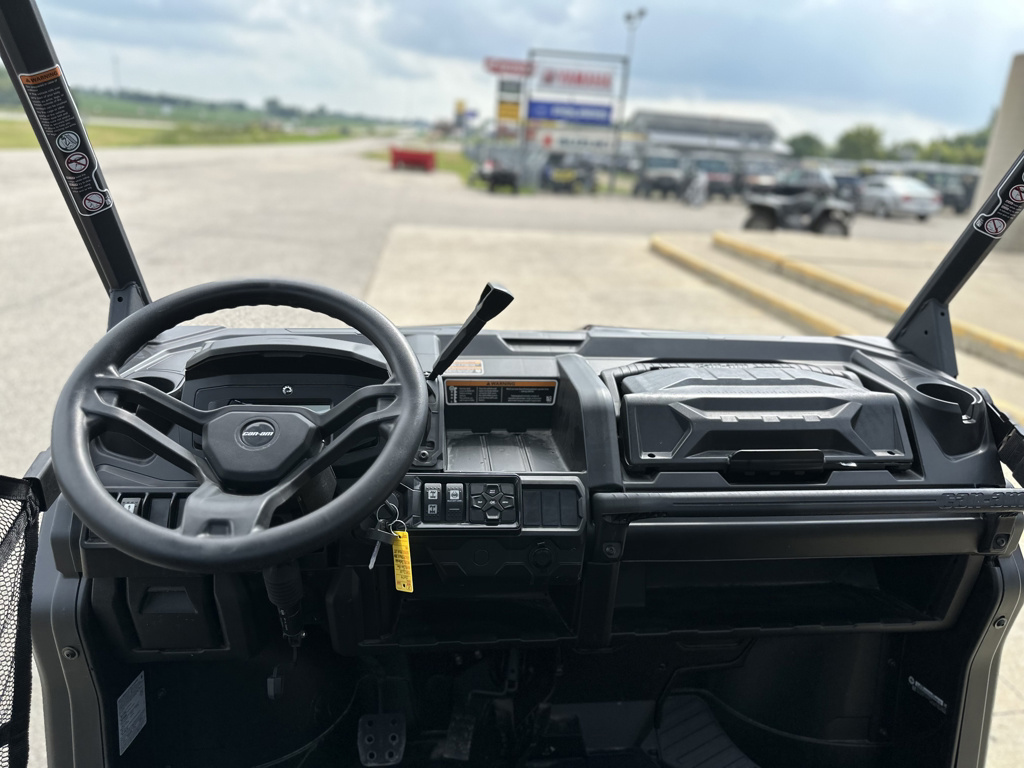 New 2024 CanAm Defender Xt HD10 For Sale in Willmar, MN 5033541983
